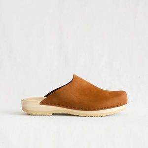 Lauren Manoogian x No. 6 Special Edition Contour Clog, Sand Suede In Box